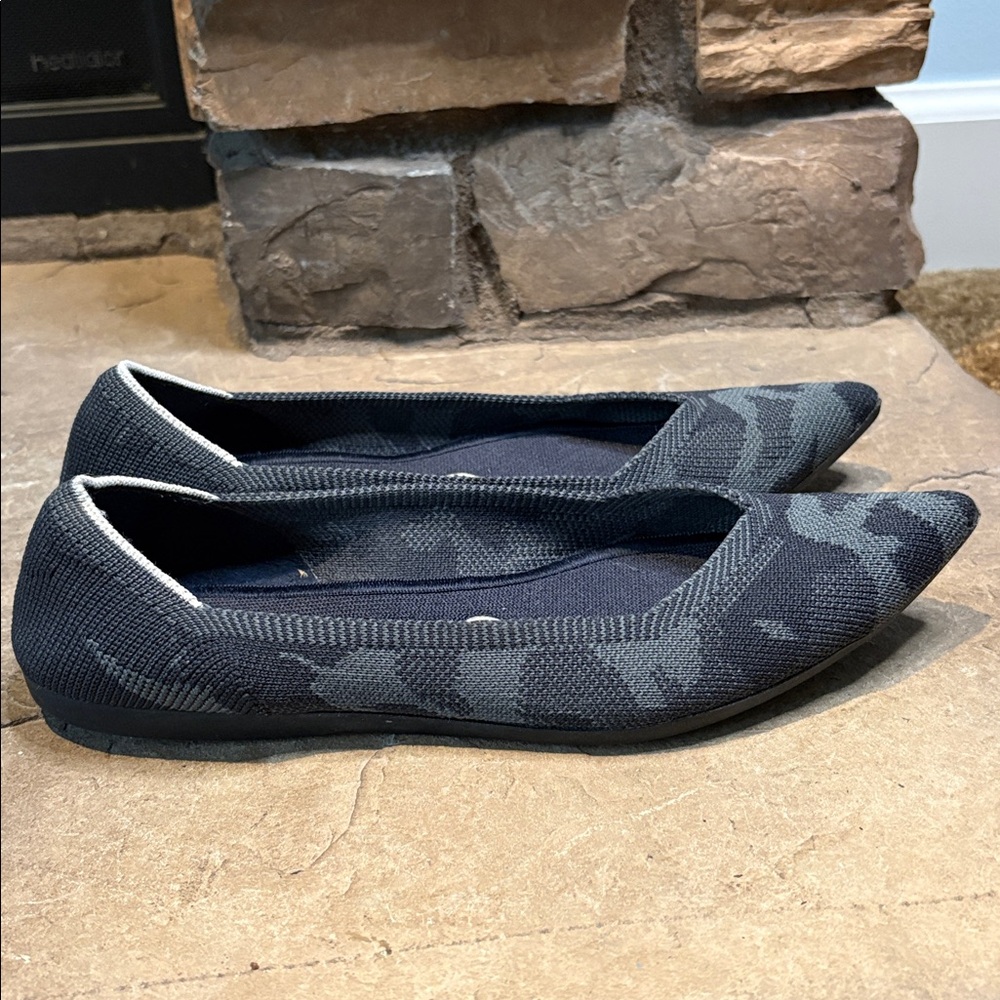 Rothy's Gray Camo Points Women’s Size 7